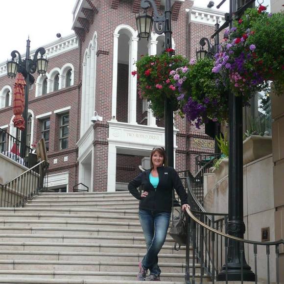 Meet your Posher, Mary - Picture 1 of 1